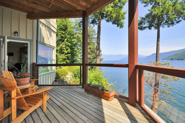 Soames Point Oceanfront Suite