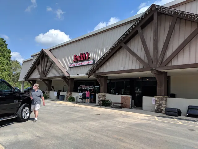 Smith's Home Furnishings