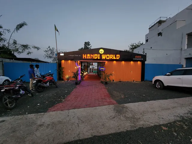 HANDI WORLD CAFE AND RESTAURANT