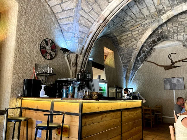 Restaurant Les Tables Du Cloitre