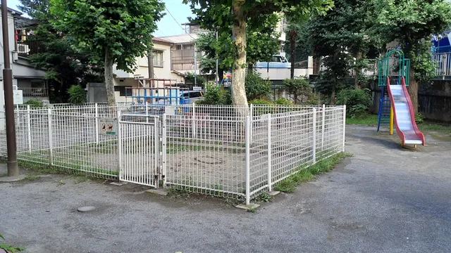 Ikebukuro-Honchō 1-Chōme Children's Playground