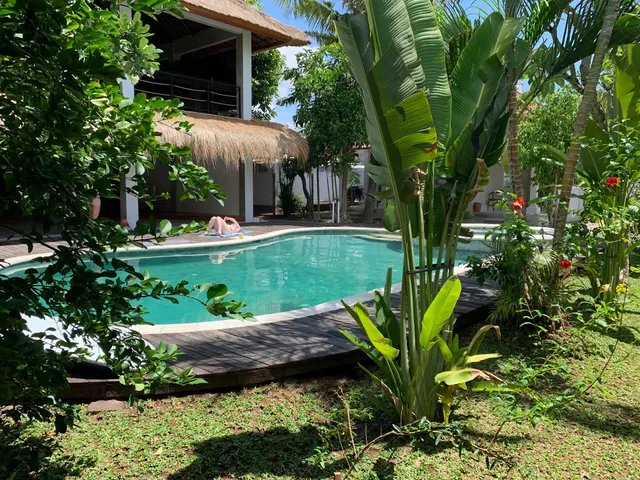 Colive me Coliving & Coworking, Skate pool and surf school Bali