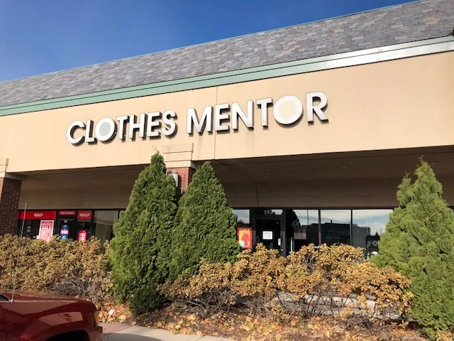 Clothes Mentor Woodbury, MN