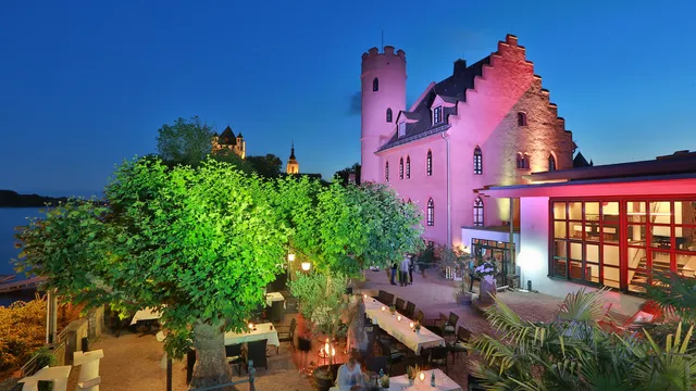 Burg Crass und Restaurant Freyhof Eltville