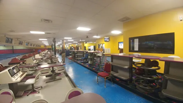 Metro 24 Bowling Center