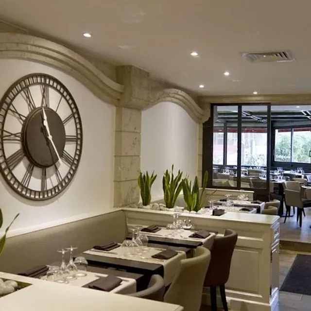 Restaurant Le Ballon La Défense