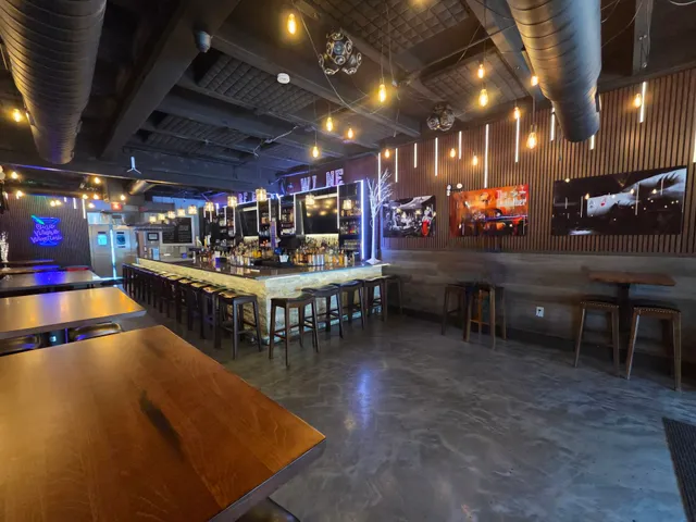 Chris Martini Bar & Restaurant