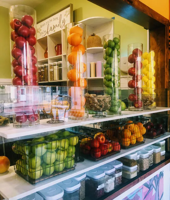 Pasa Pasa juice bar and food