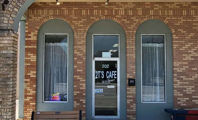 2T's Cafe