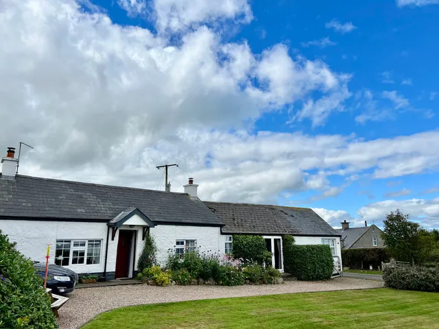 Tornaroan Cottage, Ballycastle