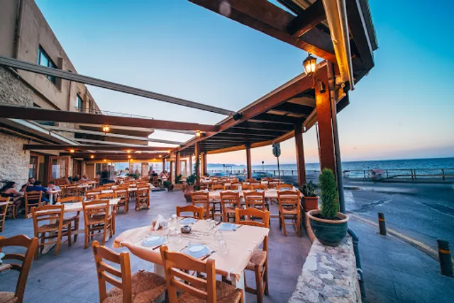 Paradosiakí Taverna Xylouris