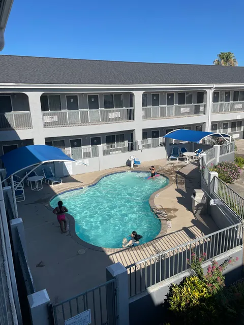 Texas Inn - La Feria