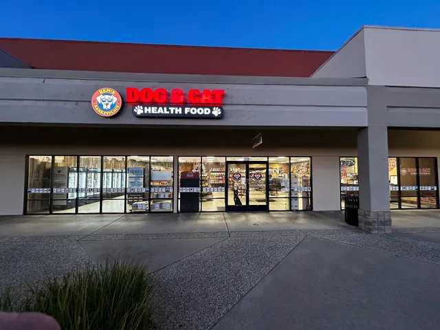 Ben's Barketplace - Auburn