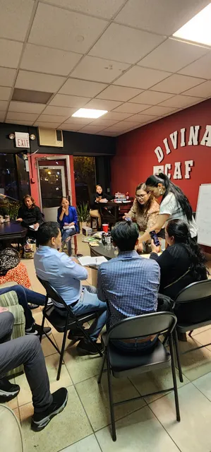 Clifton Divinas Cafe