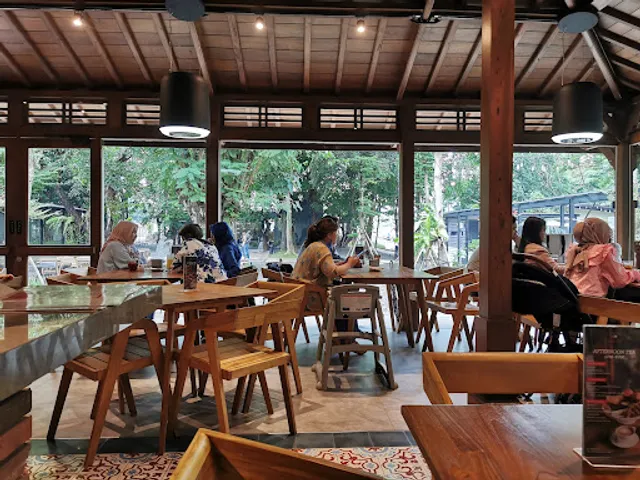 El Profesor Steakhouse - Urban Forest Cipete