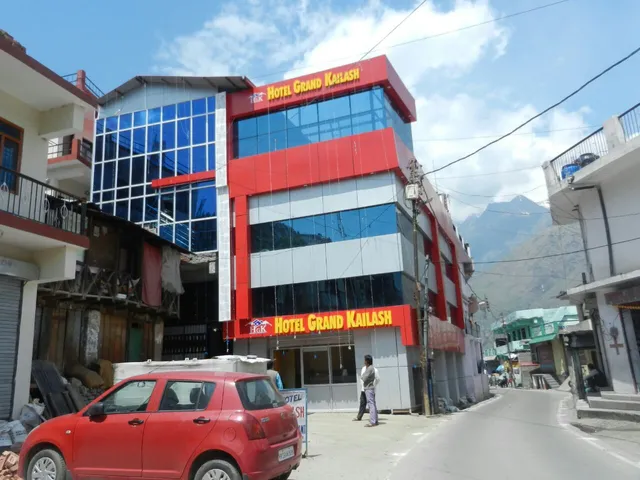 Hotel grand kailash joshimath