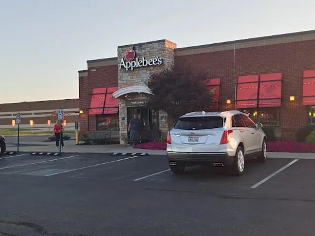Applebee's Grill + Bar