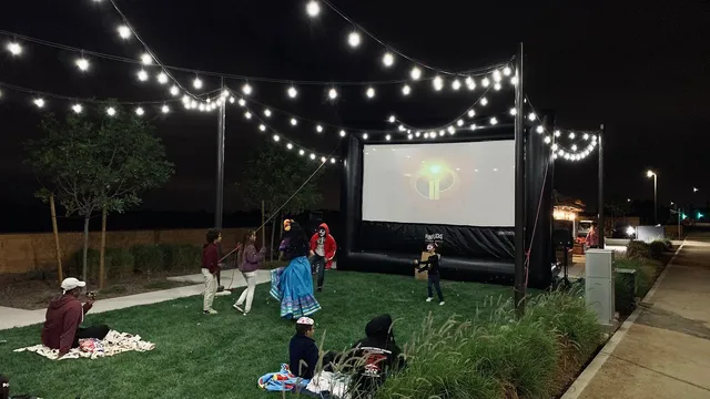FunFlicks Outdoor Movies Kansas City