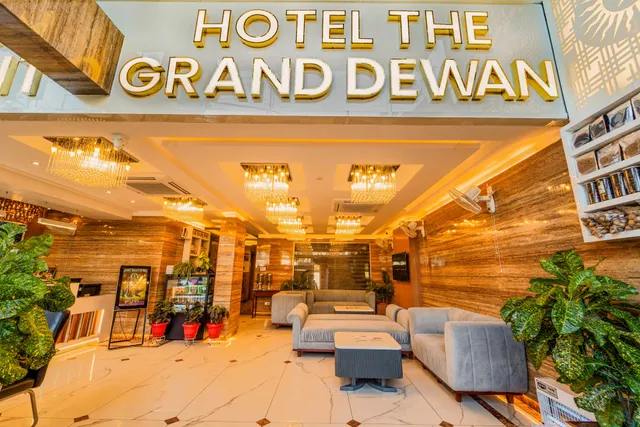 Hotel The Grand Dewan