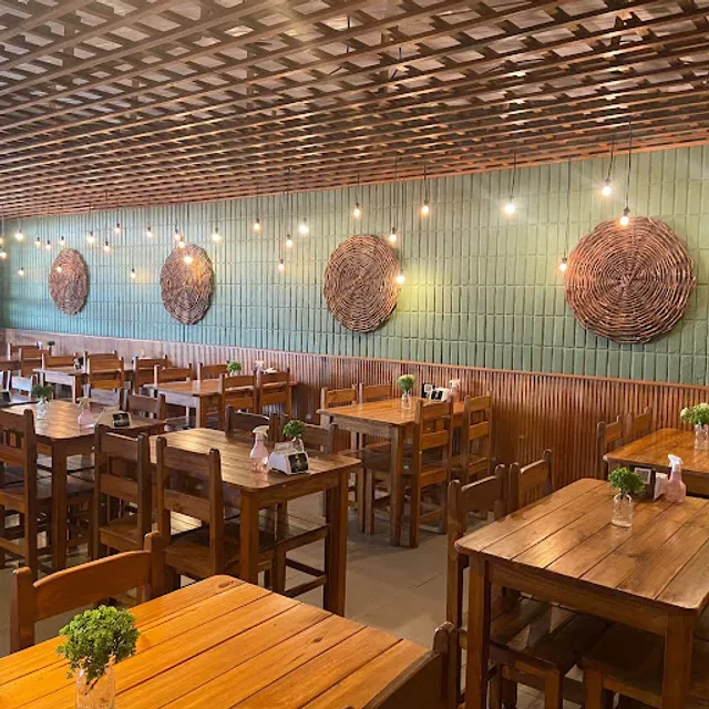 Restaurante Panela de Barro Retrô