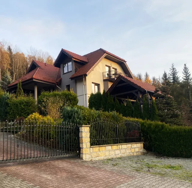 Pokoje Gościnne - Noclegi EMILIO / Kudowa - Zdrój