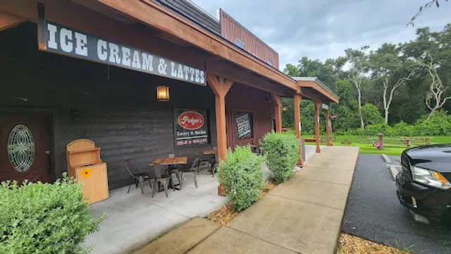 Pudgee's Eatery and Market