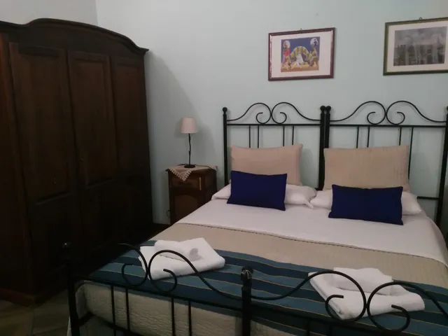 B&B LOCAMI PIAZZETTA MESSINESE