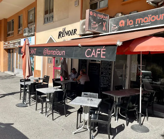 A La Maïoun Cafe - Bar - Restaurant