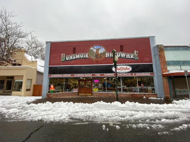 Dunsmuir True Value Hardware