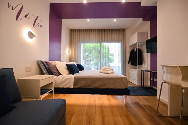 Me too - exclusive apartments