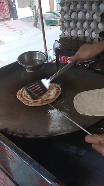 Delhi Zaika Kathi Roll Hi Roll