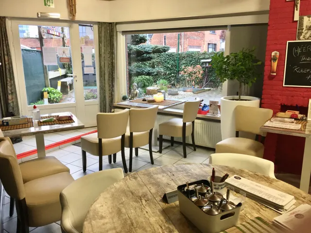 Yings Thai Take away