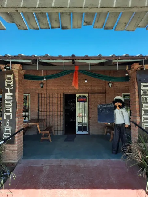 COMEDOR Y PARRILLA J&J ARTESANIAS