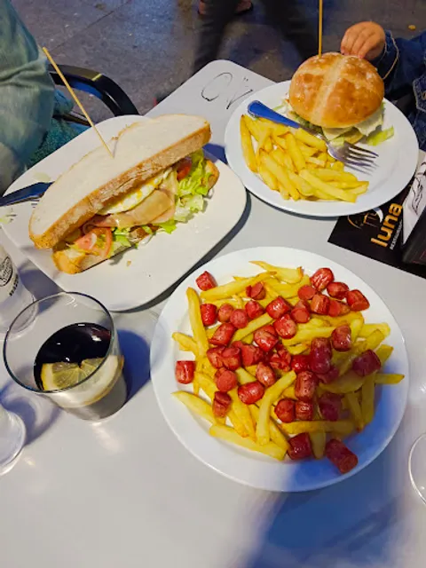 Restaurante &Bar luna