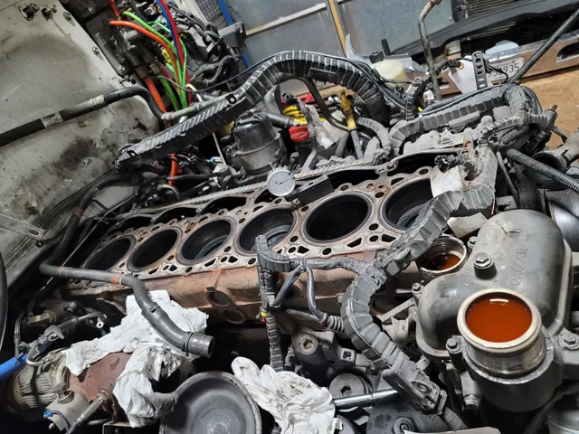 Peepodge garage inc.