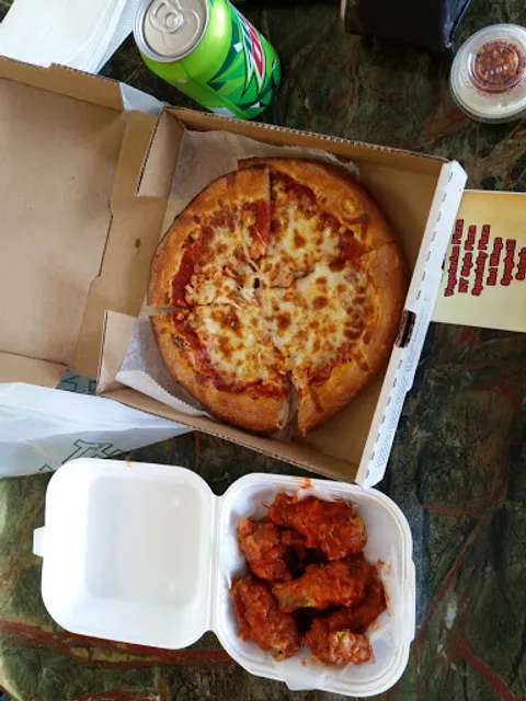Tastee Pizza & Wings