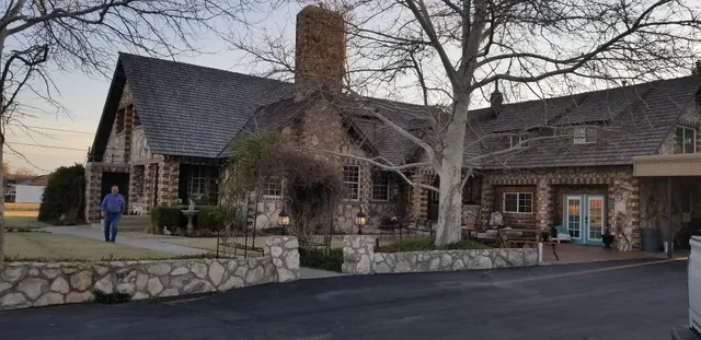 Pyburn House Bed & Breakfast