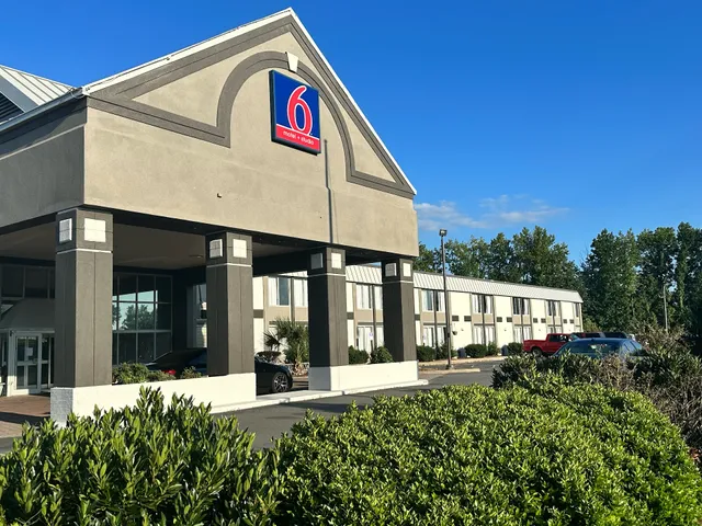Motel 6 Rock Hill, SC - Cherry Road