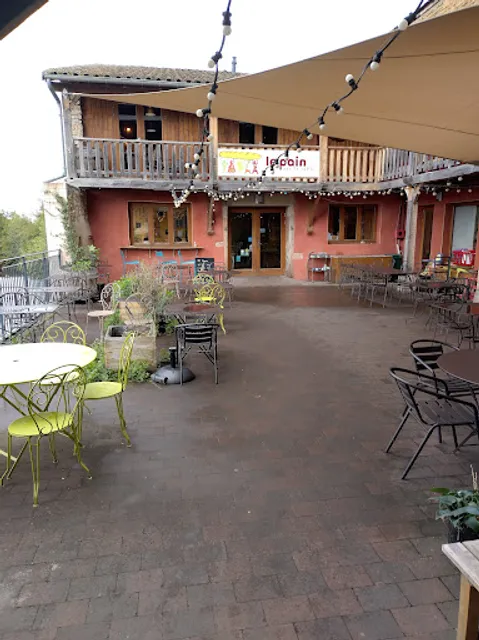 Le Pain sur la Table