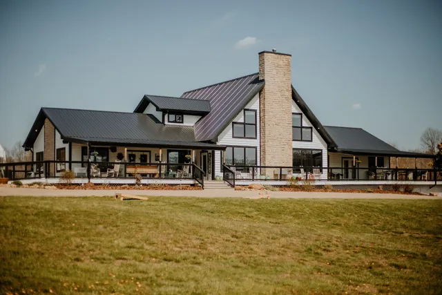 The Farmhouse at Emmett Ridge Farm