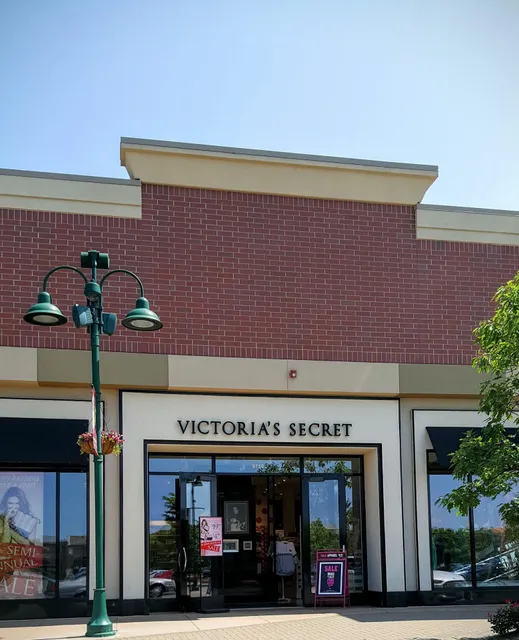 Victoria's Secret & PINK