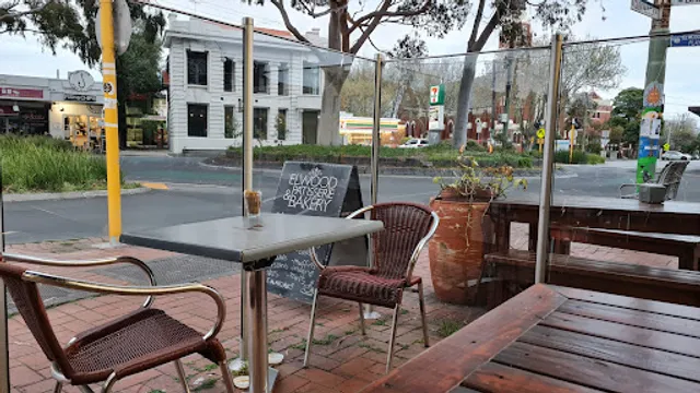 Elwood Patisserie & Bakery