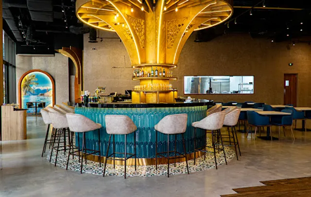 Marinero Mediterranean Dining & Bar