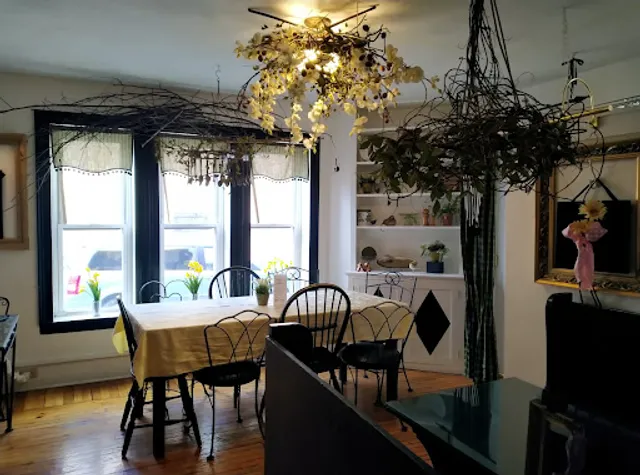 Olives Eatery and Shoppes