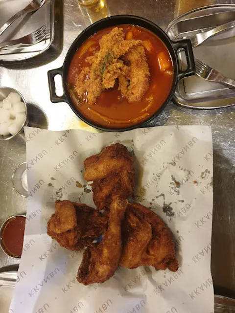 깐부치킨오산시티자이점