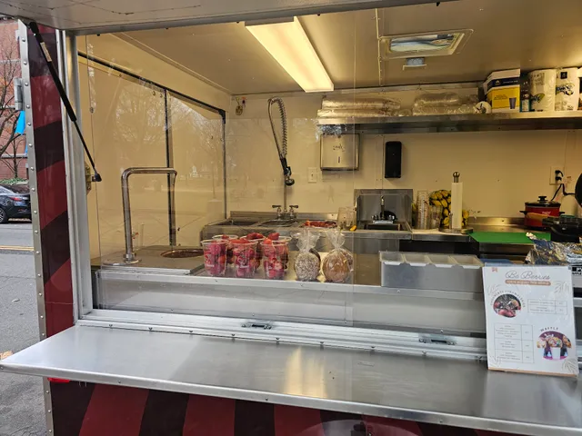 Be Berries Food Truck
