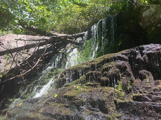 Devils Hole Creek Falls
