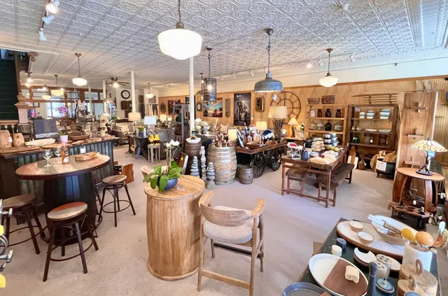 Cole's Furniture & Floor Fashions