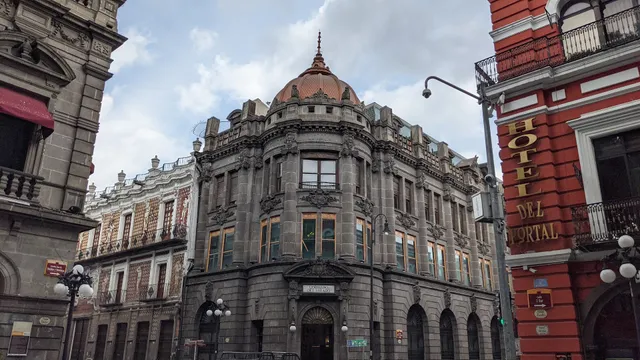 Tienda Museo Salón Candiles "Artesanías Puebla"
