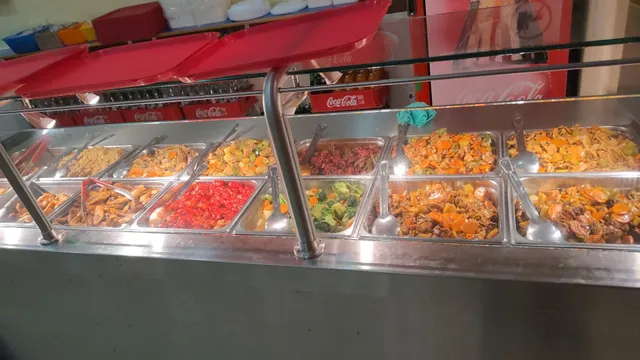 El dragón de Oro (arco norte)